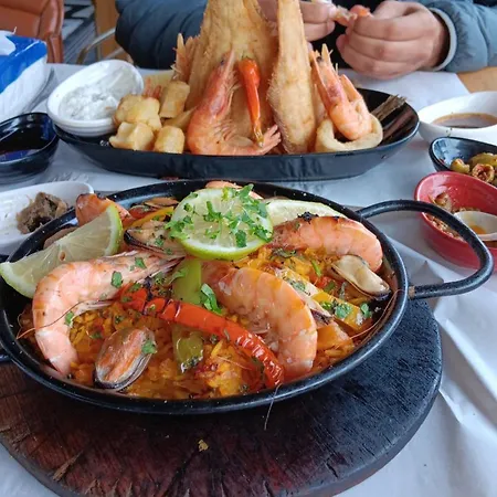 Bergischer Hof בית הארחה 3*